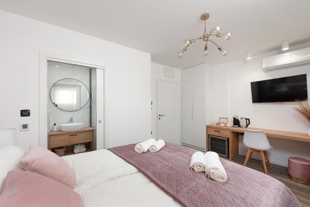Aura Exclusive Apartment & Room Zadar Exteriör bild