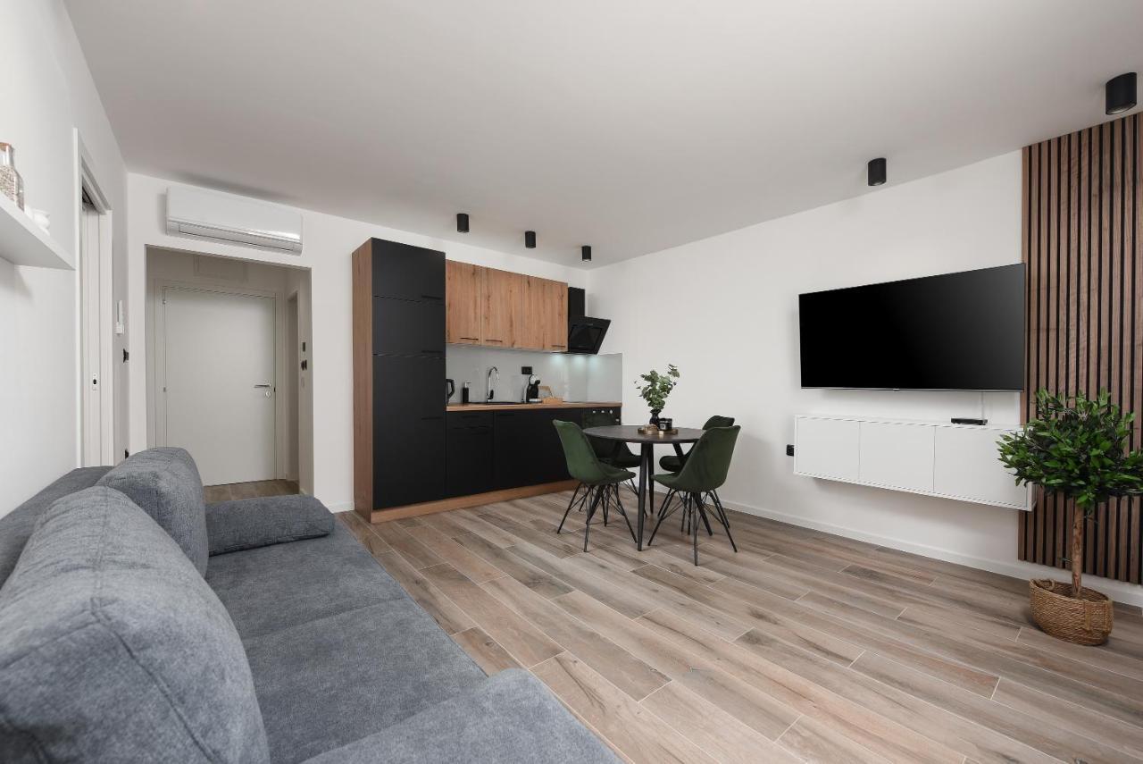 Aura Exclusive Apartment & Room Zadar Exteriör bild