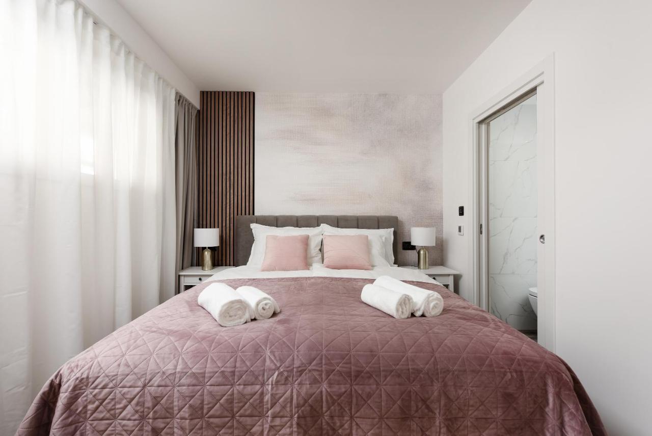Aura Exclusive Apartment & Room Zadar Exteriör bild