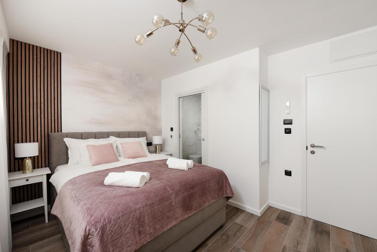 Aura Exclusive Apartment & Room Zadar Exteriör bild